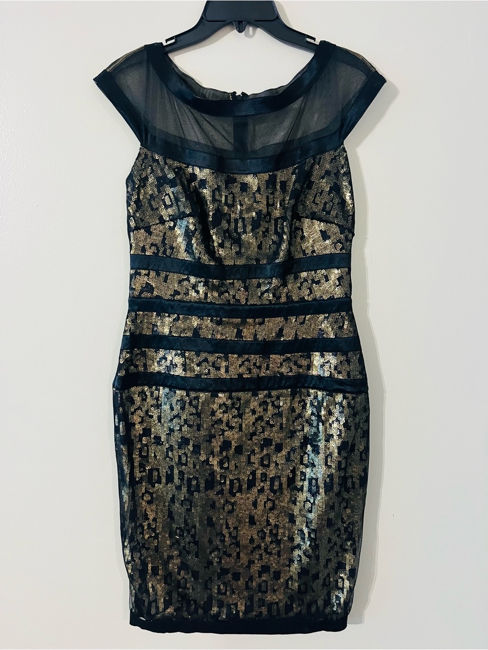 Tadashi Shoji Sequin Illusion cocktail dress Sz 6 - Picture 7 of 13